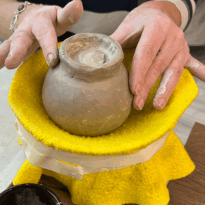 klei workshop handvormen nijverdal wijhe olst raalte heino zwolle deventer diepenveen schalkhaar middel wesepe den nul Debs keramiekplek overijssel (1) (1)